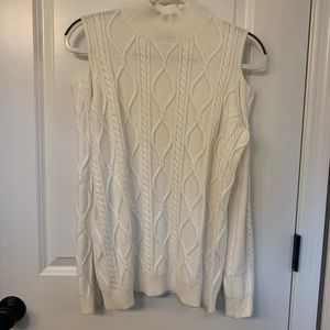 Chunky cold shoulder cable knit sweater